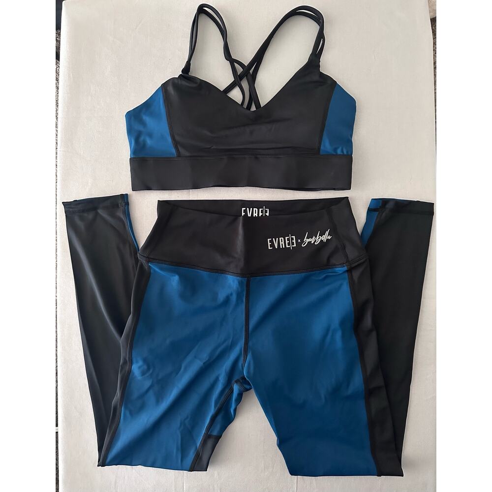 EVREE Barbella New Women’s Heart Sportsbra/Leggings Set - M